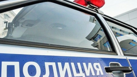 В Баргузинском районе полицией расследуется уголовное дело по факту кражи 30 тысяч рублей с кредитной карты местного жителя
